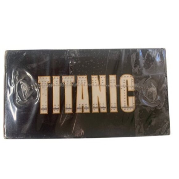 Titanic VHS 2-Pack Collectors Edition  NEW SEALED - Picture 5 of 5